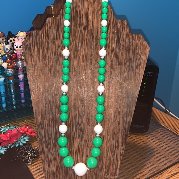 beaded necklace Jewelry - Vintage bubble gum ball necklace